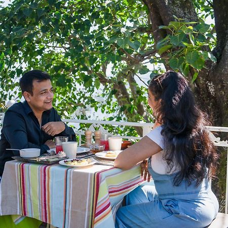 Neer Ganga Resorts Risikés Kültér fotó