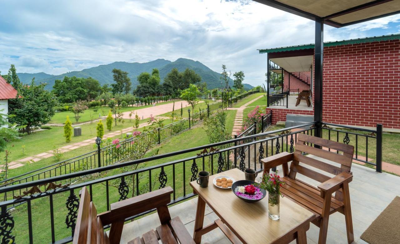 Neer Ganga Resorts Risikés Kültér fotó