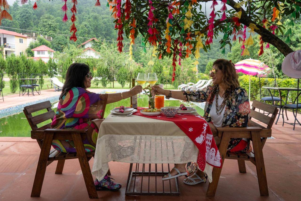 Neer Ganga Resorts Risikés Kültér fotó