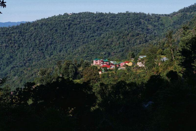 Neer Ganga Resorts Risikés Kültér fotó