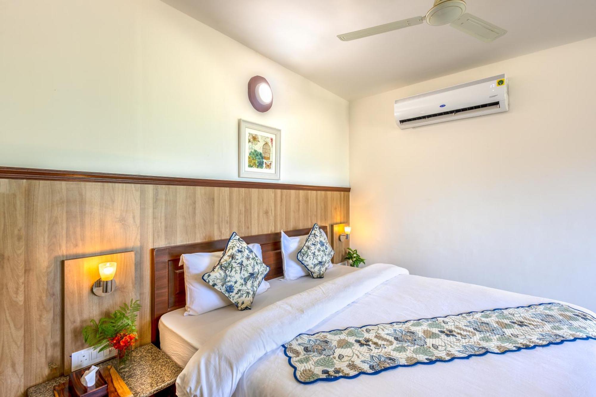 Neer Ganga Resorts Risikés Kültér fotó