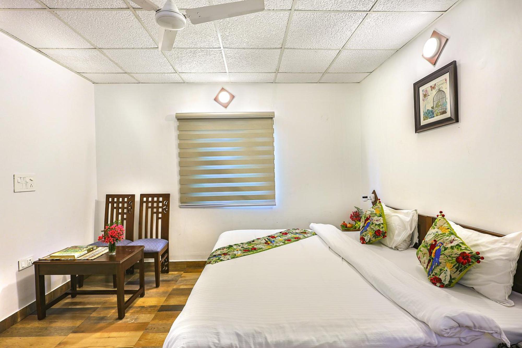 Neer Ganga Resorts Risikés Kültér fotó