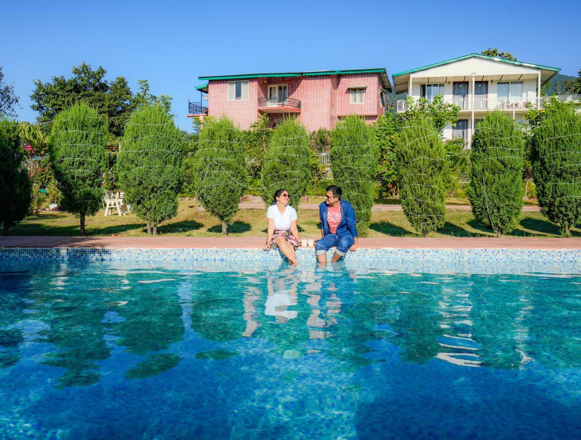 Neer Ganga Resorts Risikés Kültér fotó